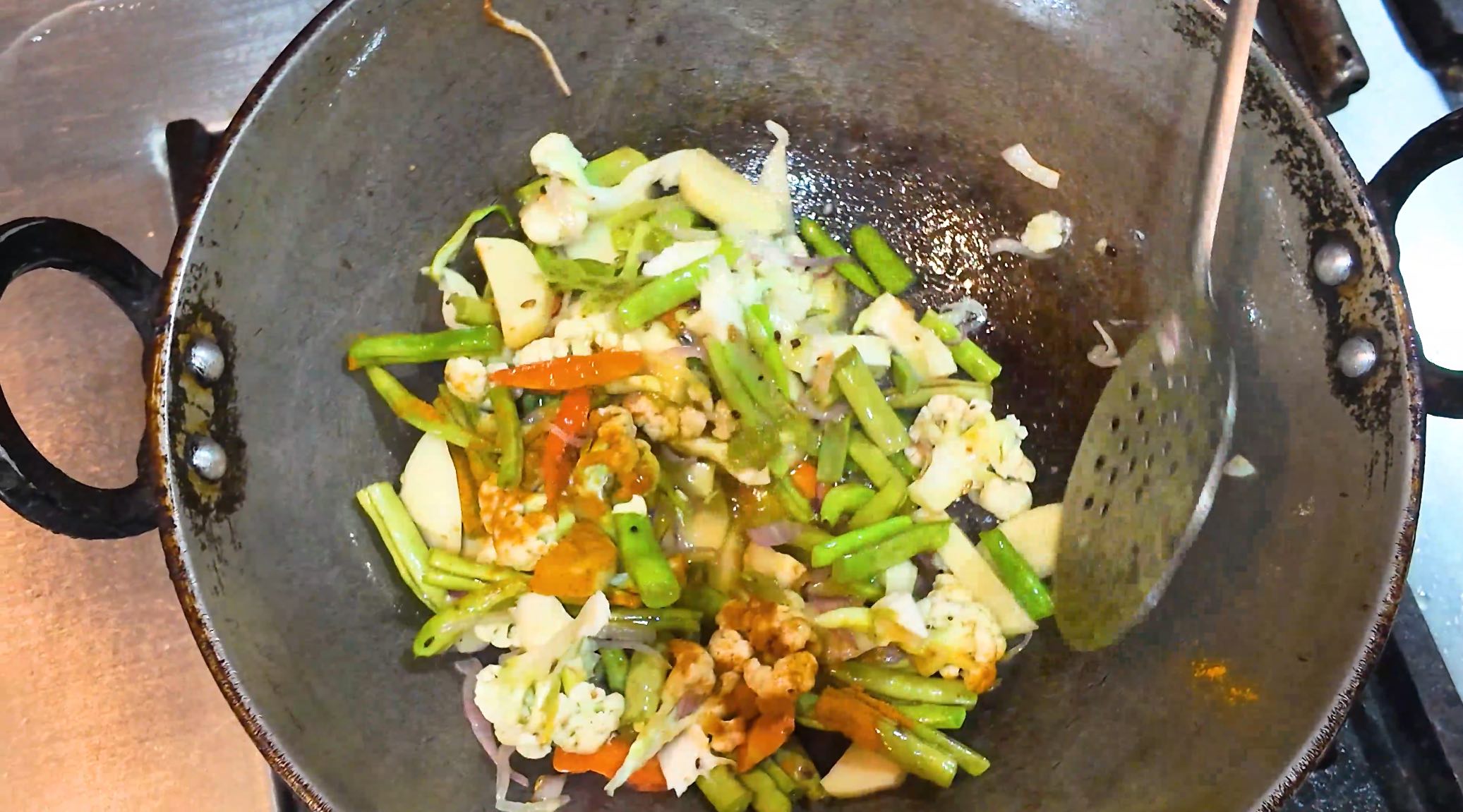 vegetable curry cooking